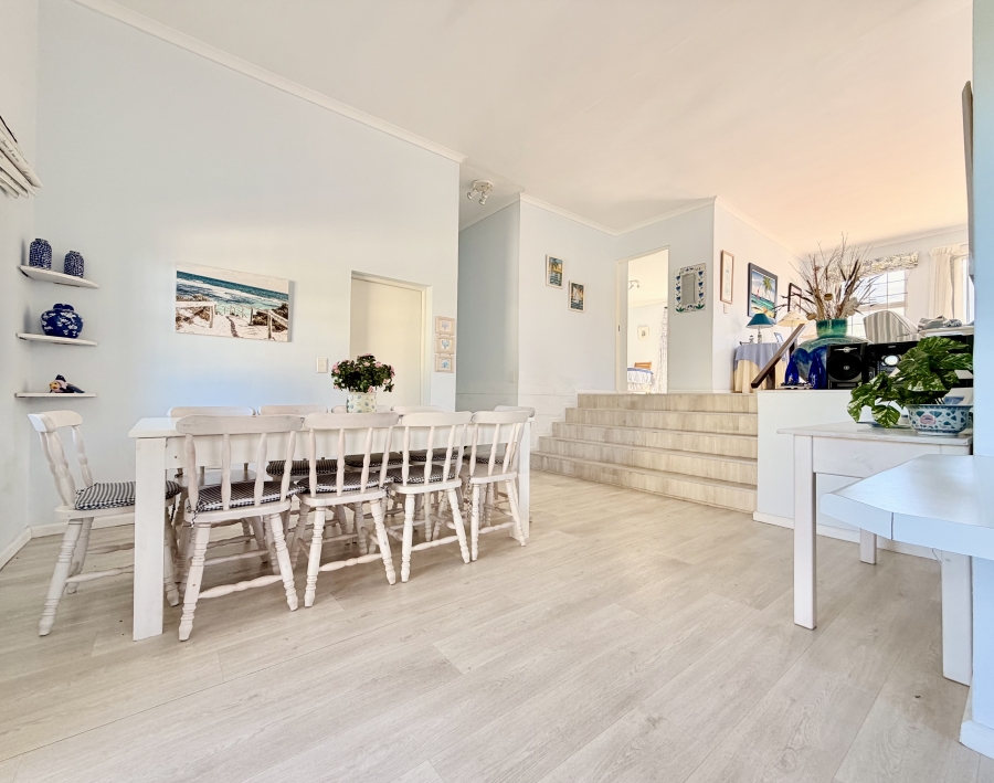 4 Bedroom Property for Sale in Vermont Western Cape